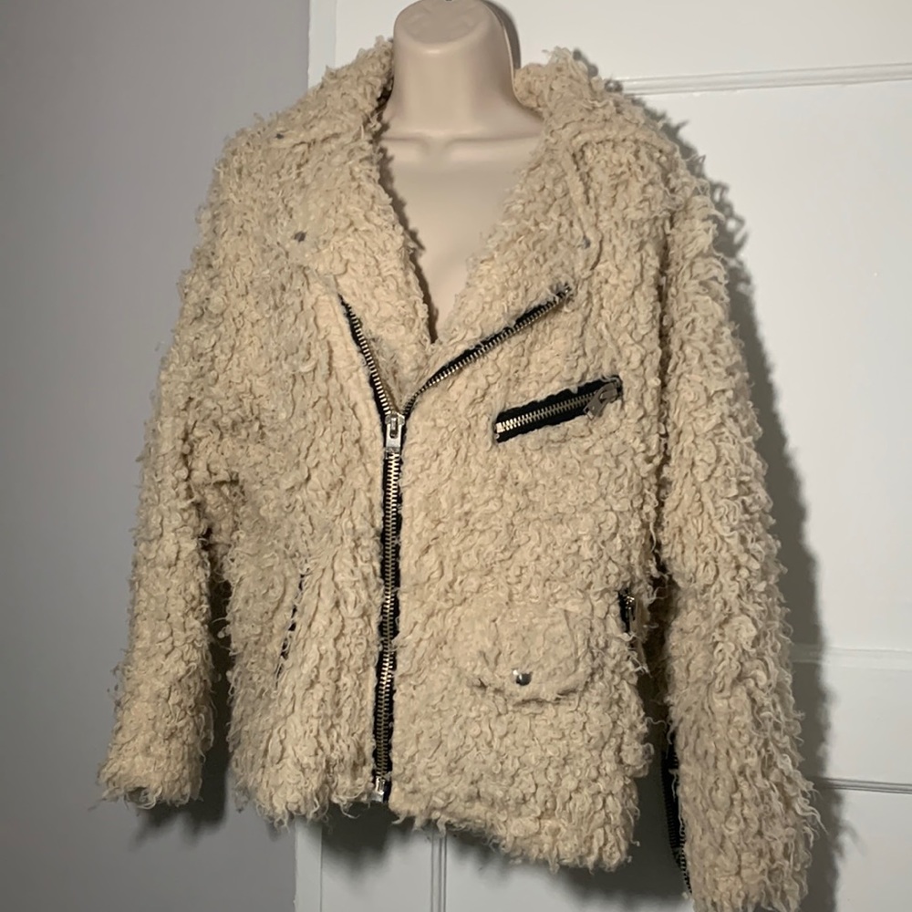 UNIF x Urban Outfitters Jacket Coat off white cream furry Sherpa Moto Sz Small